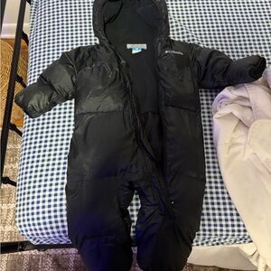 Columbia Infant Snowsuit in Classic Black 12-18 months